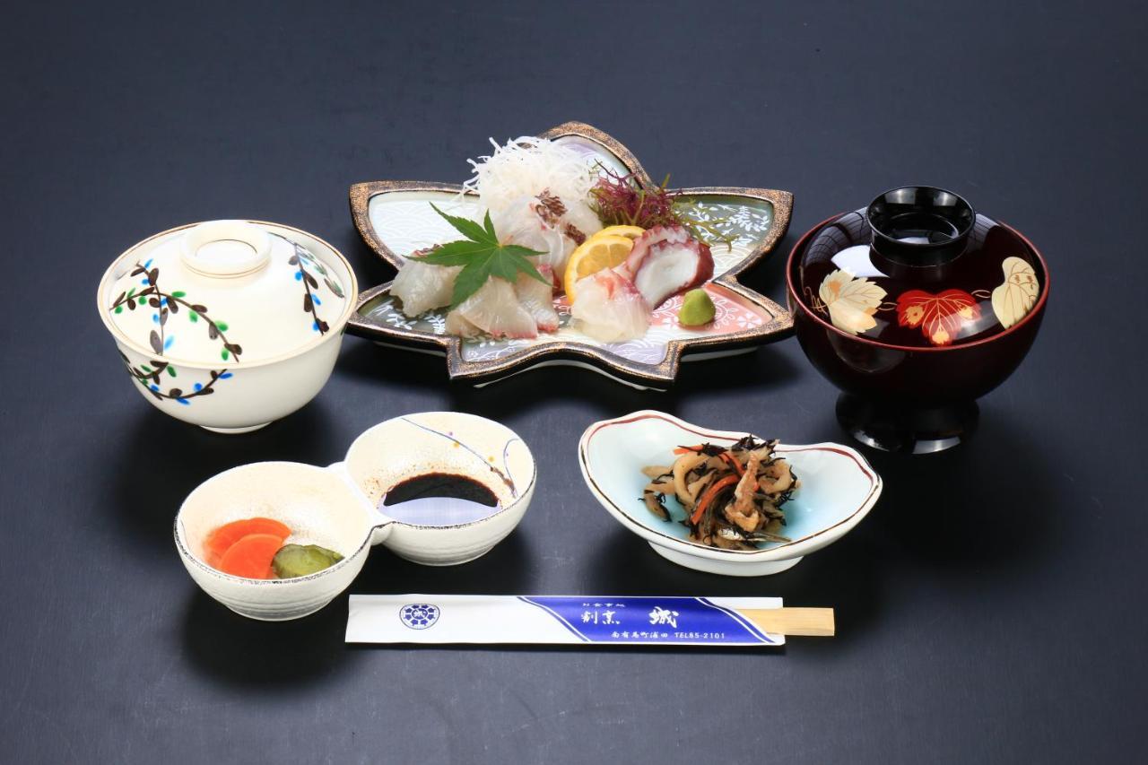 Отель Harajo No Yado Shiro Minamishimabara Экстерьер фото