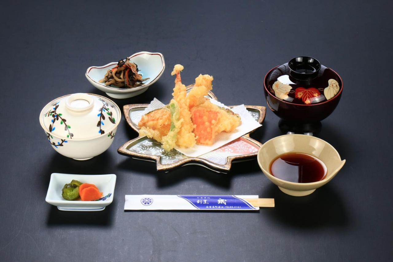 Отель Harajo No Yado Shiro Minamishimabara Экстерьер фото